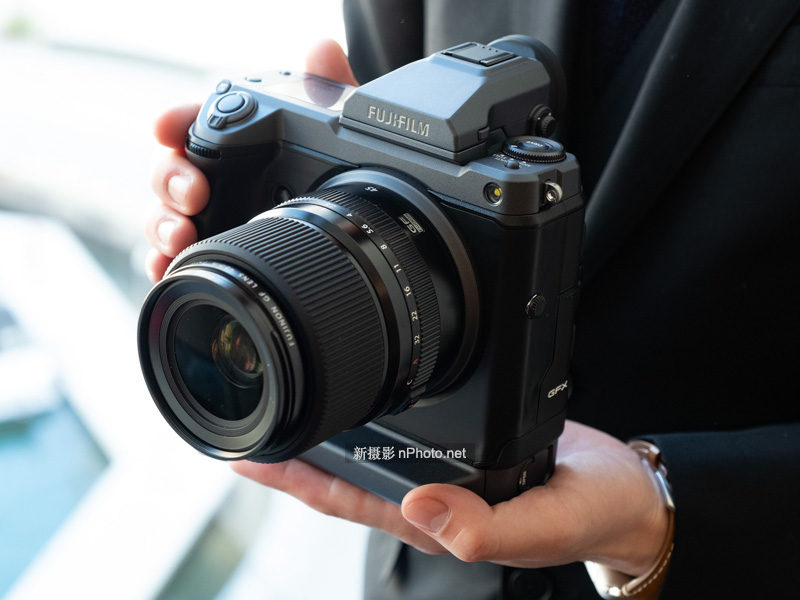 富士一亿像素中画幅 gfx100s 无反相机竞赛再升级,富士发布1亿像素中画幅gfx100_2图1