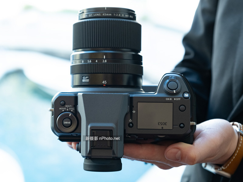 富士一亿像素中画幅 gfx100s 无反相机竞赛再升级,富士发布1亿像素中画幅gfx100_2