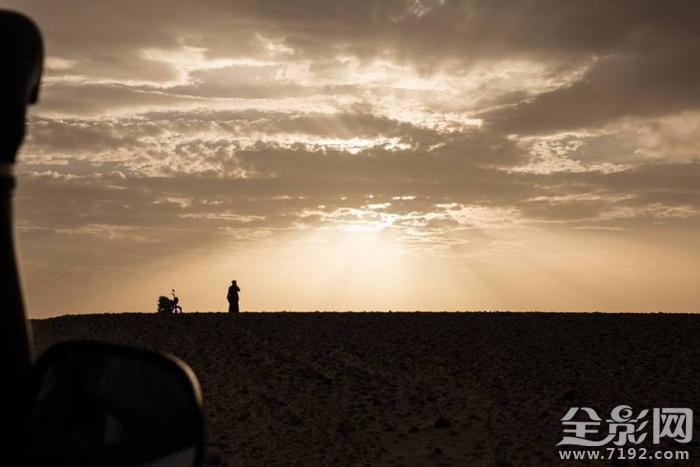 众所周知,撒哈拉沙漠 带你去看撒哈拉沙漠
