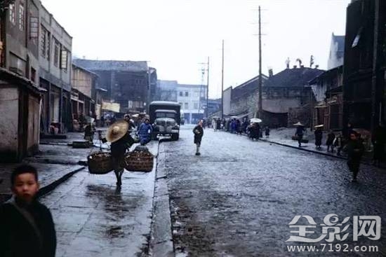 跟着外国摄影师的镜头来看老重庆的人 拍摄重庆的知名摄影师图3