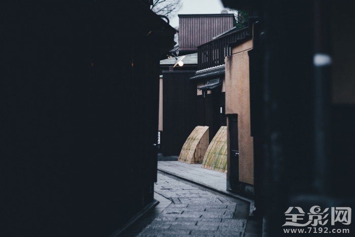 寂静的东京中文预告 寂静的街道简谱图2