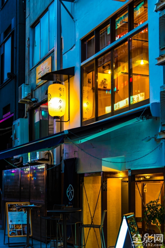 夜幕街道图片 夜幕街道马路图片