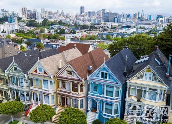 无人机镜头下的惊艳世界是什么 无人机的镜头是什么镜