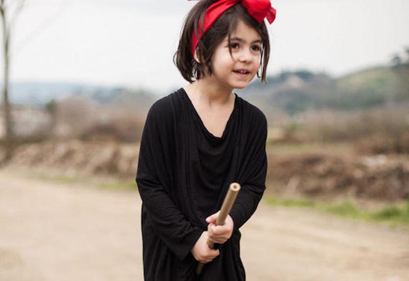 把女儿拍成了世界名画 把女儿打扮成妈妈喜欢的样子图3