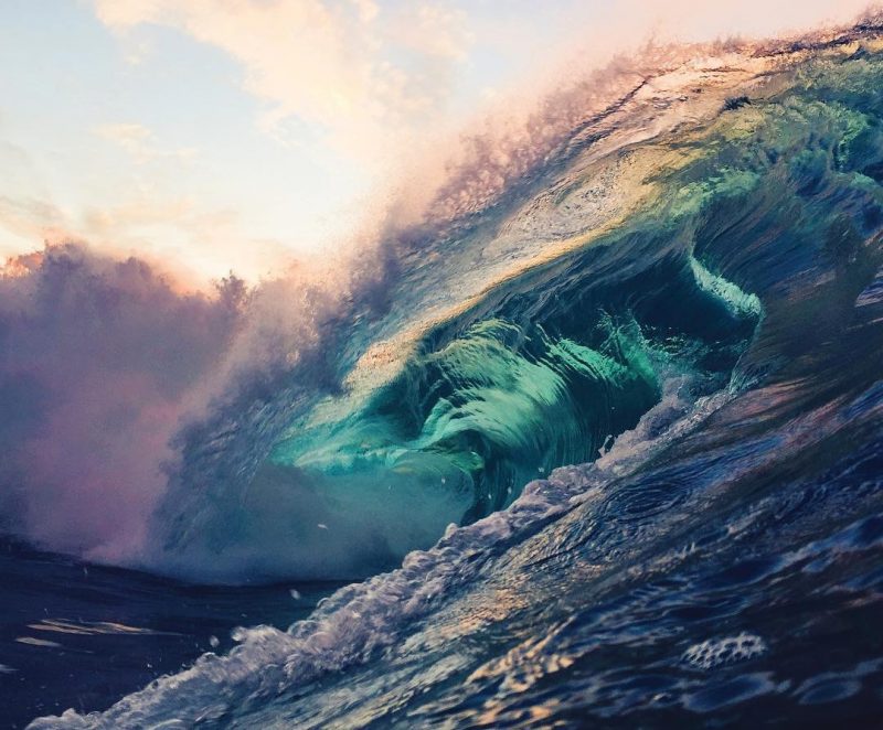 从海浪内部拍摄海浪是什么样子呢-超震撼的 海浪拍摄技巧图1