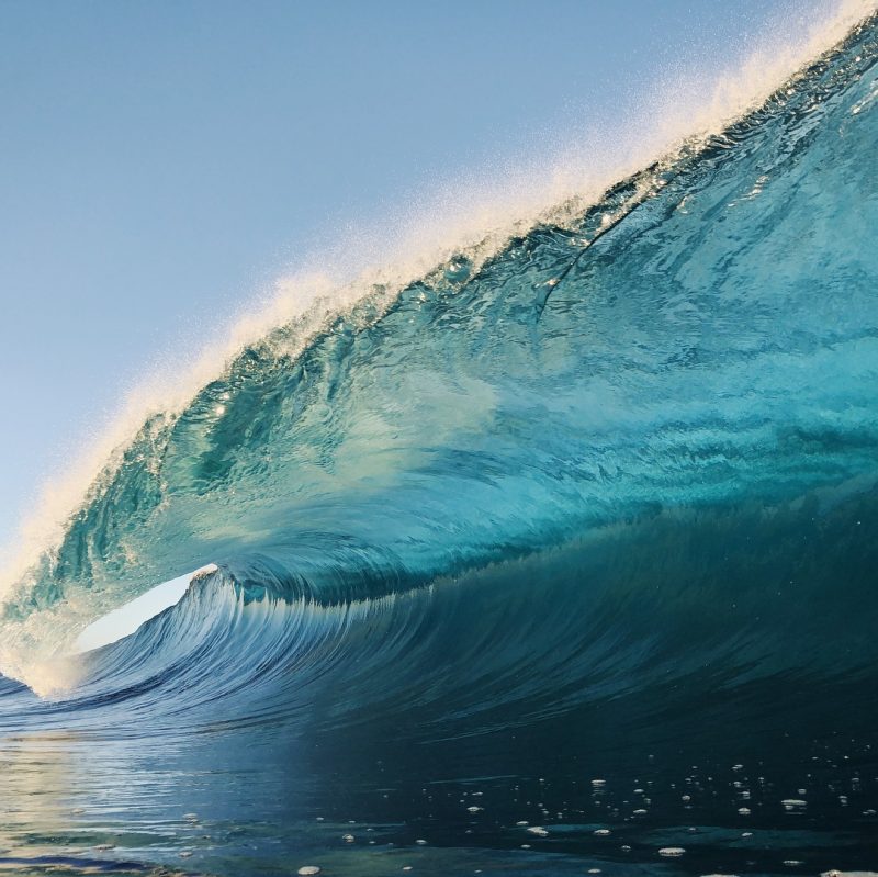 从海浪内部拍摄海浪是什么样子呢-超震撼的 海浪拍摄技巧
