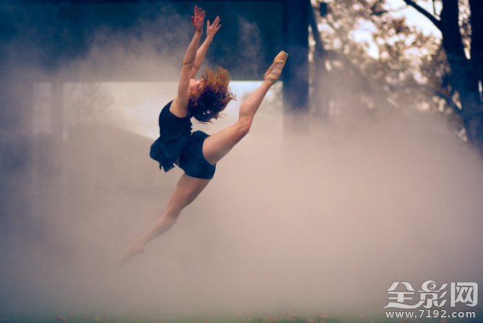 拍摄街头的视频 在街上摄影