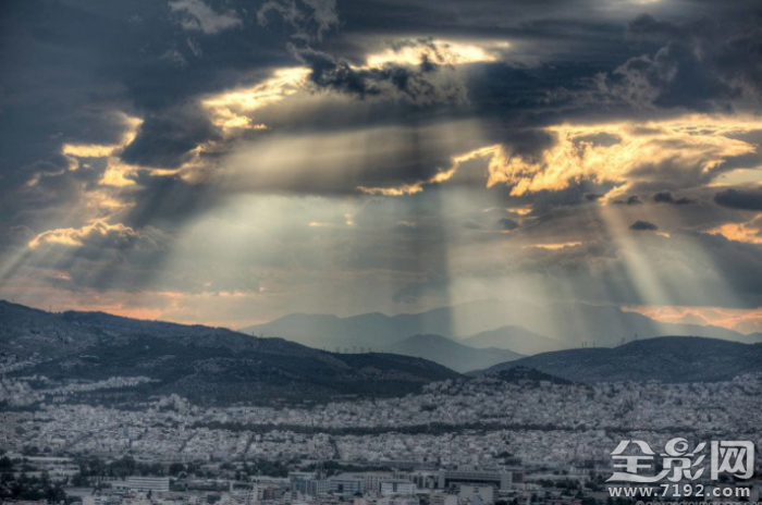 耶稣光的拍摄 摄影术语耶稣光