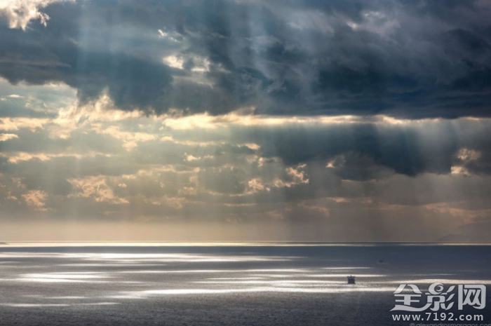 耶稣光的拍摄 摄影术语耶稣光