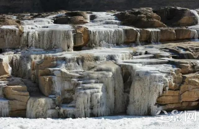 黄河壶口瀑布冰瀑 黄河壶口瀑布现冰挂美景图