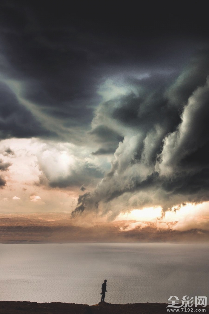 旅行在路上文案 旅行在路上歌词