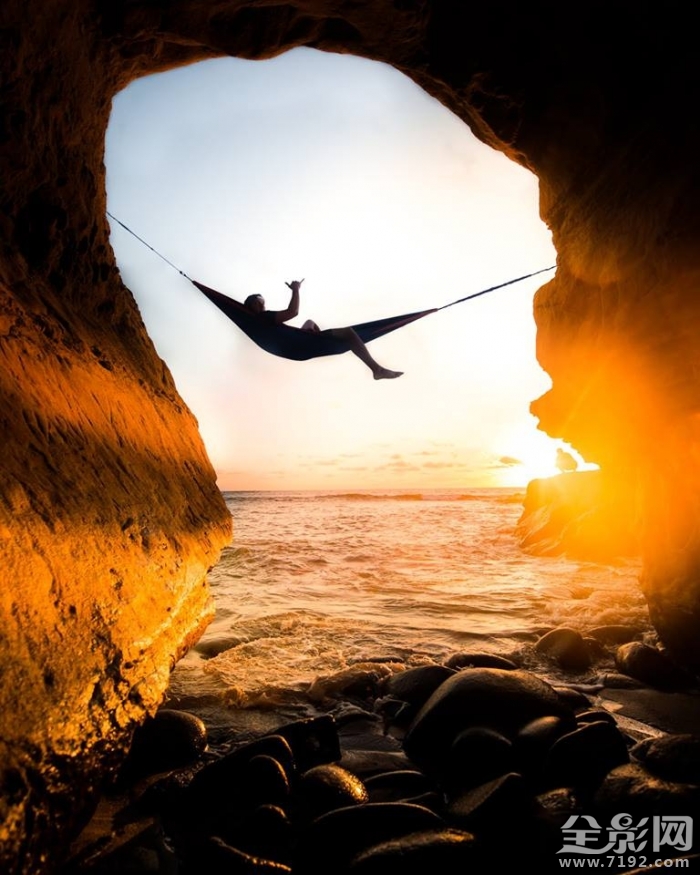 旅行在路上文案 旅行在路上歌词