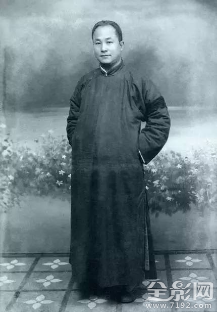 拍照的我 拍照鼻祖