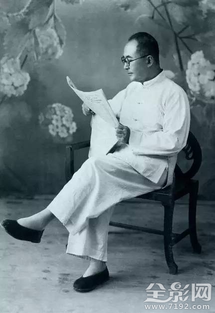 拍照的我 拍照鼻祖