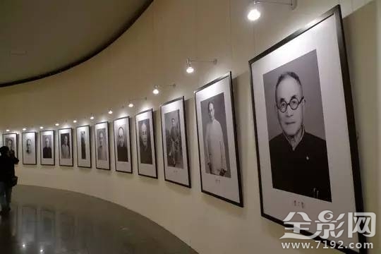 拍照的我 拍照鼻祖