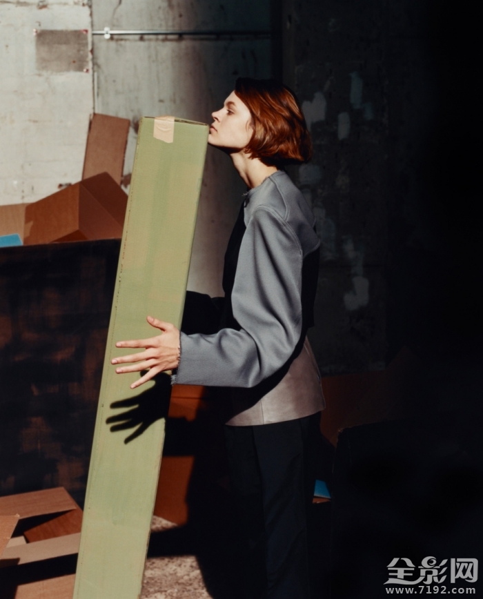 英国版vogue杂志 英国vogue主编alex