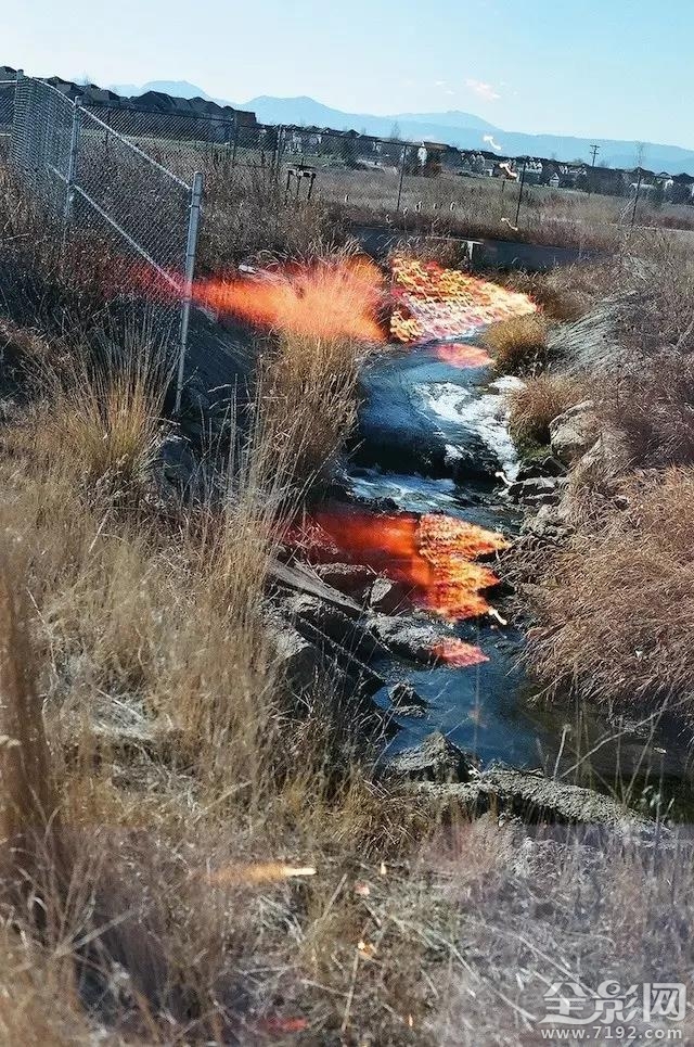 观看重叠的世界的感受 《世界重叠》