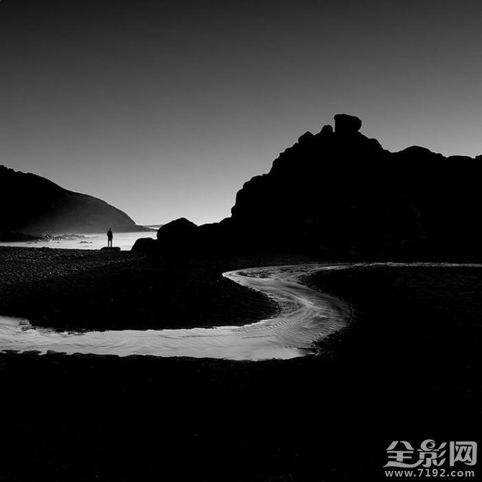 极简黑白风格的风光作品图片 极简黑白设计