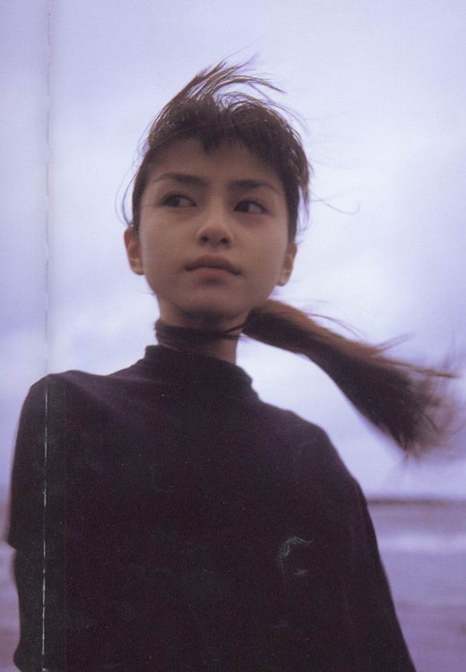 宝生舞百科 宝生舞近照