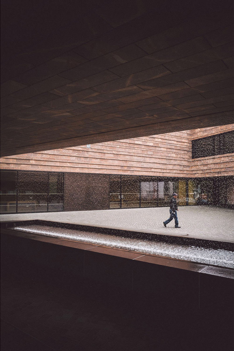 徕卡q是全画幅吗 徕卡q系列相机