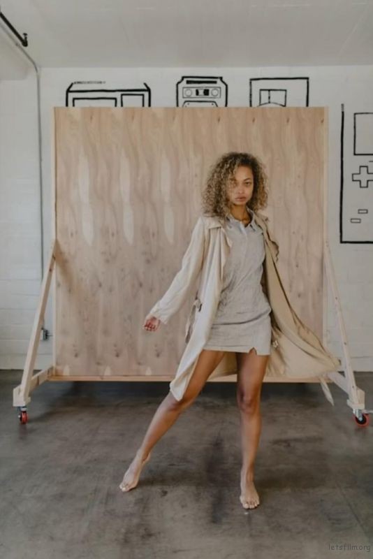 女士人像拍摄动作 女生 拍照 姿势