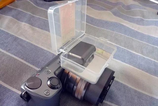 闪光灯拍出了亮眼怎么办 使用闪光灯为什么拍出来很暗图3