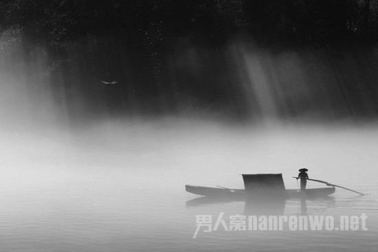 雨雾天气拍摄技巧 雨天拍雾参数怎么设置