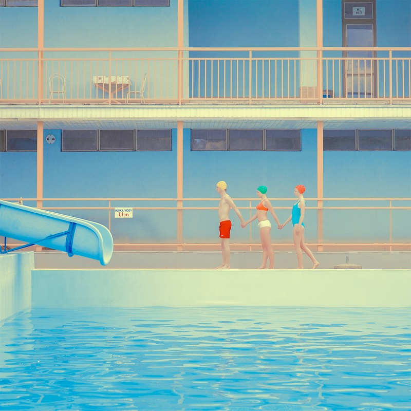 彩色泳池图片 彩色泳池绘本