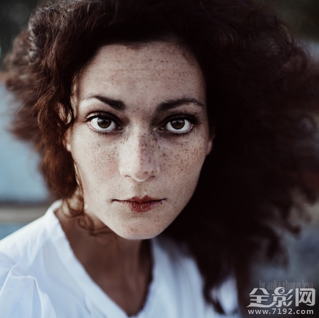 雀斑拍照 小雀斑模特