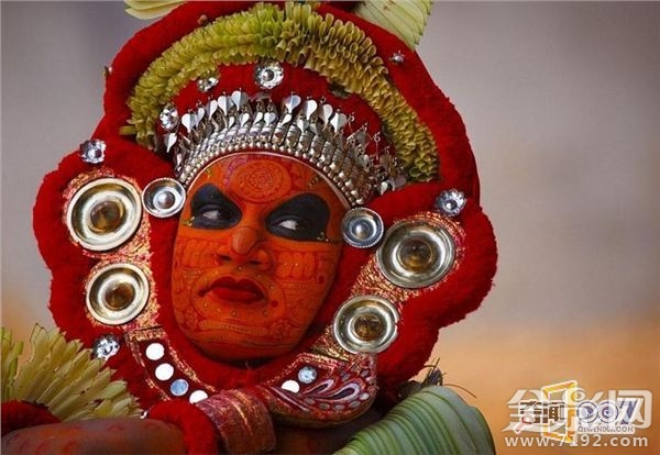 川剧变脸的颜色代表什么心情 川剧变脸插画图1