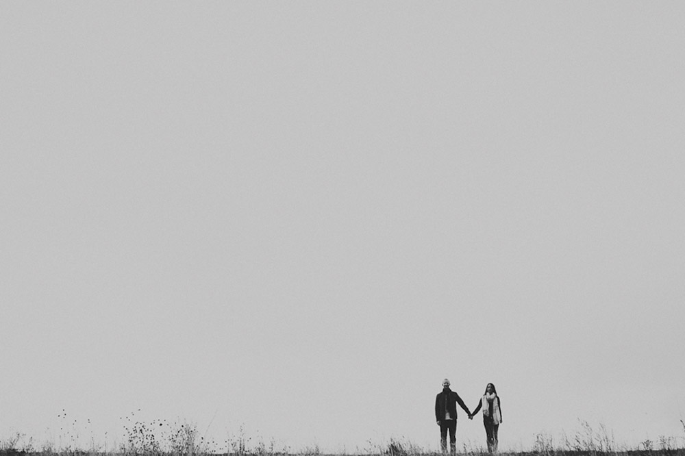 我愿与你相伴,走遍千山万水是什么歌 我愿陪你走遍千山万水