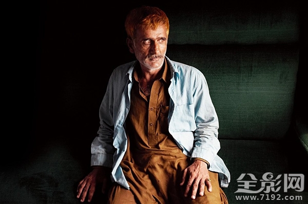 巴基斯坦火车上神态迥异的人们视频 巴基斯坦火车视频