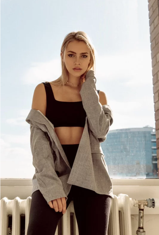 闪光灯vs自然光,你选哪个好 闪光灯和自然光的区别图2