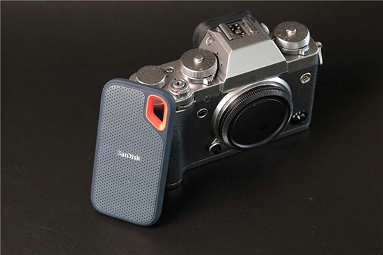 闪迪至尊极速移动存储卡 闪迪固态移动硬盘测评