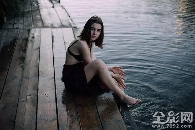 迷人的胶片人像摄影图片 迷人的摄影师