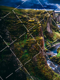 玻璃瓶拍摄布光方法 利用矿泉水瓶拍照技巧