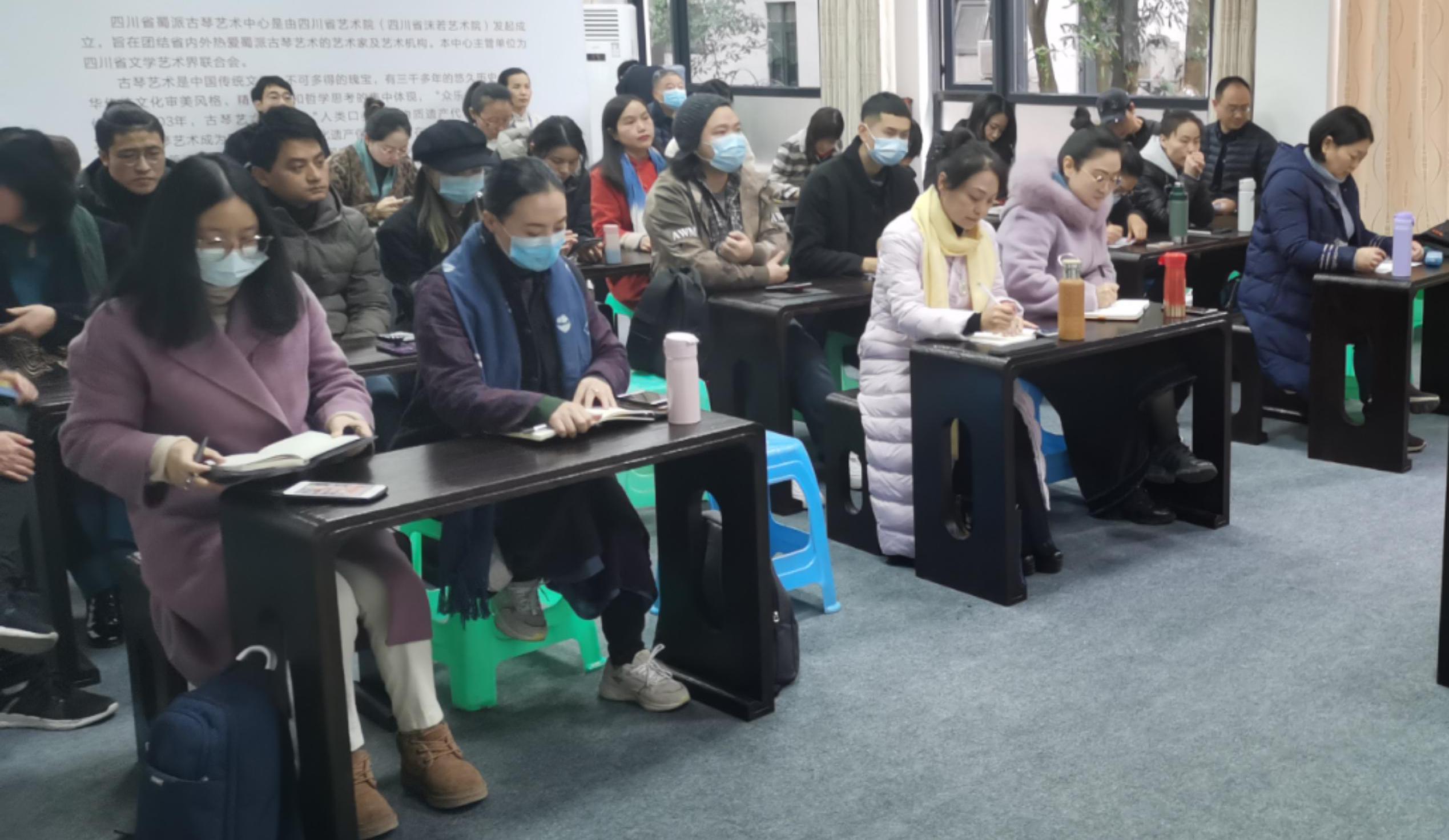 职工传统文化艺术系列讲座和书画交流活动的区别 职工文化展图3